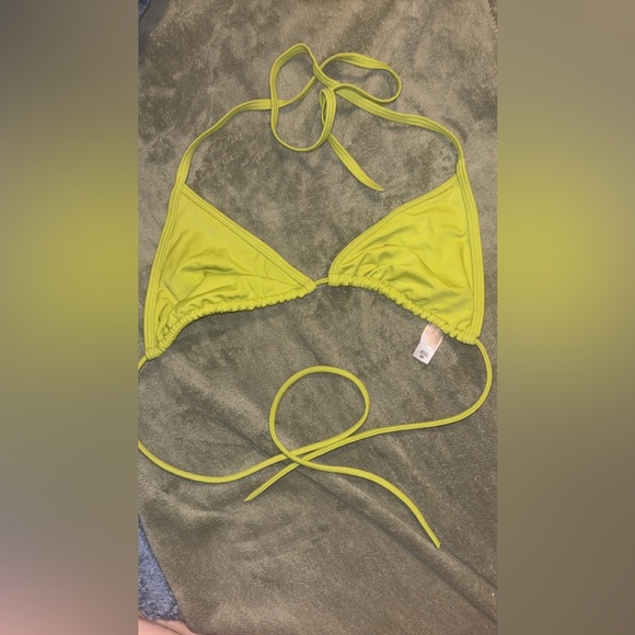 Victoria’s Secret bikini top & bottom - Picture 2 of 5